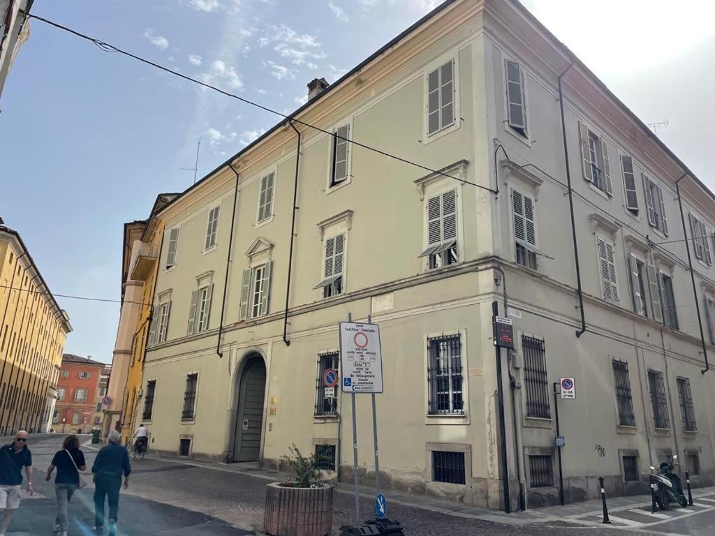 Ferienwohnung Minimal Loft In Centro A Piacenza Exterior foto