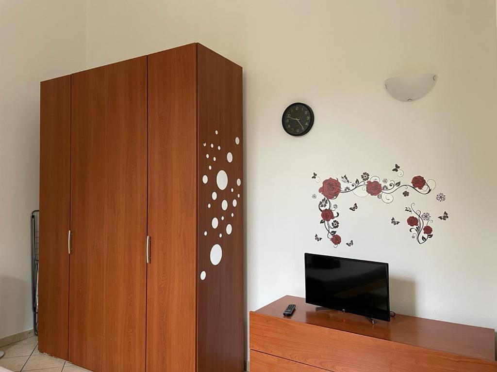 Ferienwohnung Minimal Loft In Centro A Piacenza Exterior foto